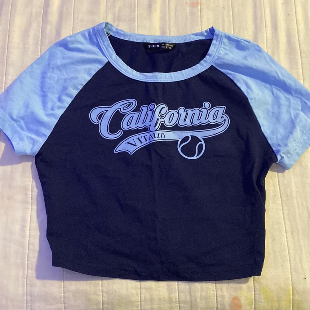 Preppy blue top